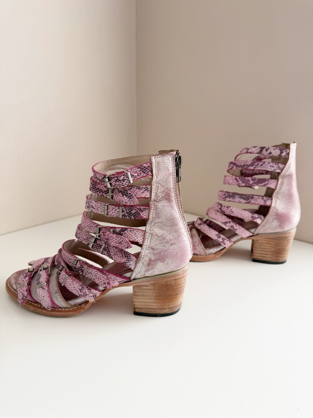 Freebird by Steven Casandra Pink Snakeskin Leather Gladiator Block Heel Sandal 8 - Picture 7 of 10